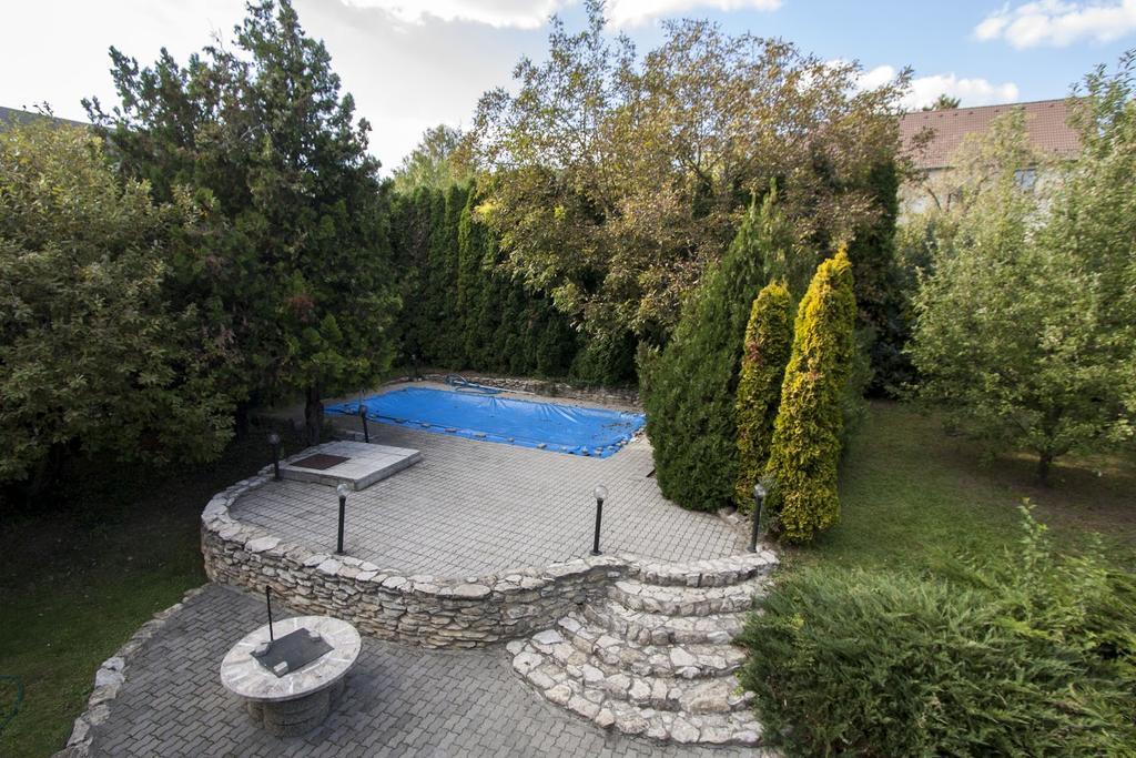 Dominika Apartman Hotel Budapest Ngoại thất bức ảnh