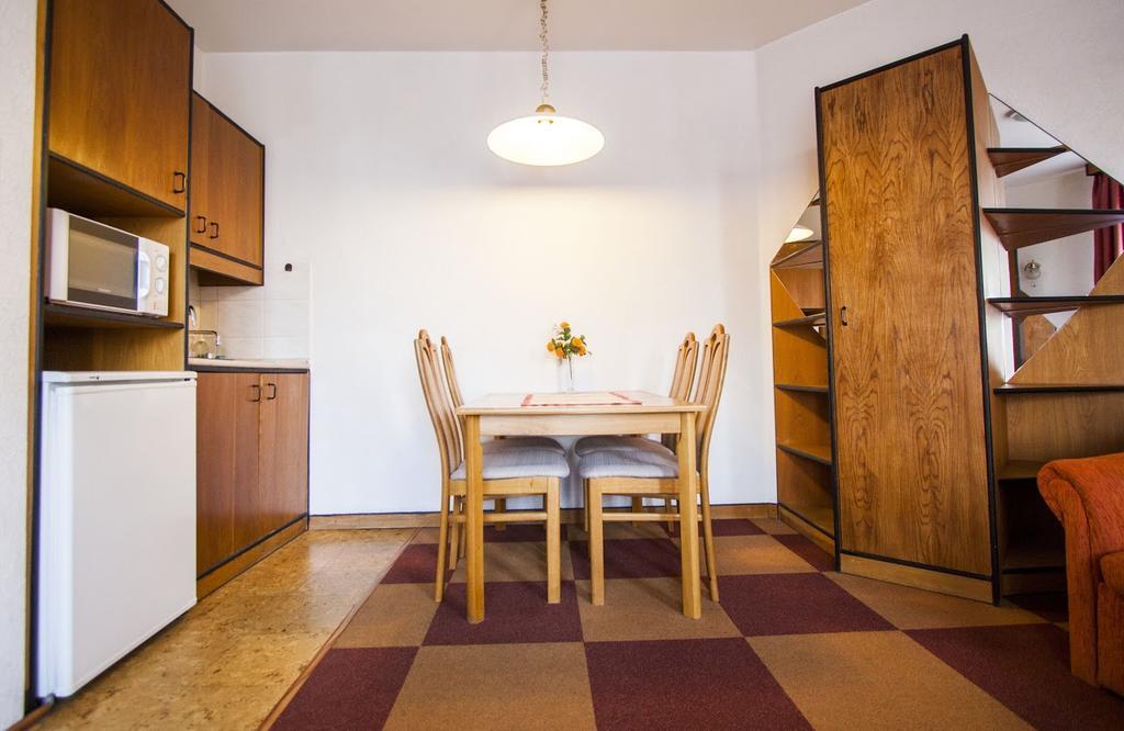 Dominika Apartman Hotel Budapest Ngoại thất bức ảnh