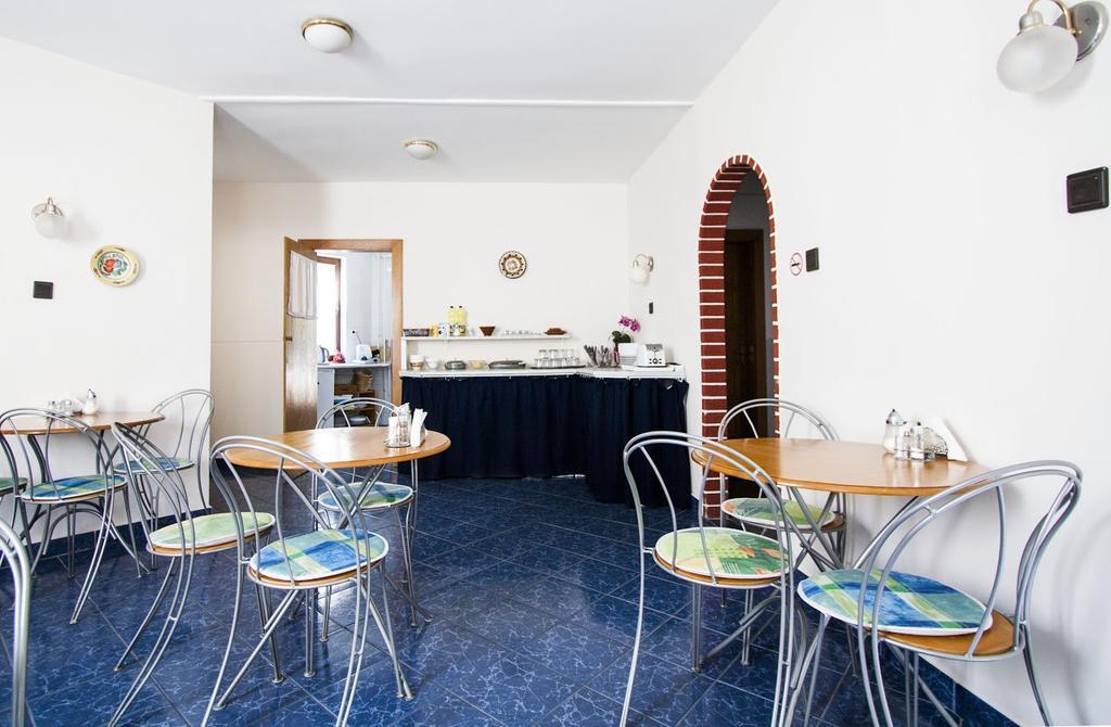 Dominika Apartman Hotel Budapest Ngoại thất bức ảnh
