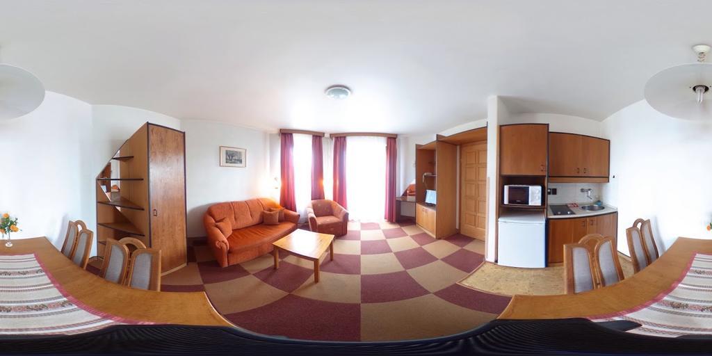Dominika Apartman Hotel Budapest Ngoại thất bức ảnh