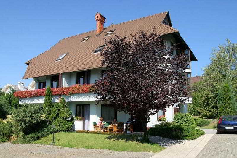 Dominika Apartman Hotel Budapest Ngoại thất bức ảnh